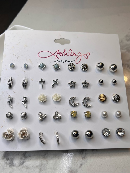 Ashley Cooper Jewelry - Ashley Cooper Silver and White 20 Pair Stud Earring Set